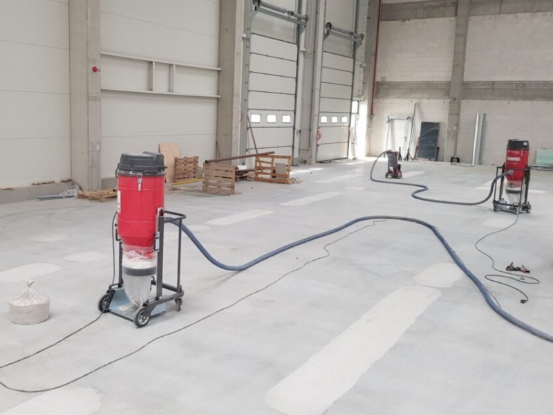 So wechseln Sie vom Schleifen von Beton zum Polieren